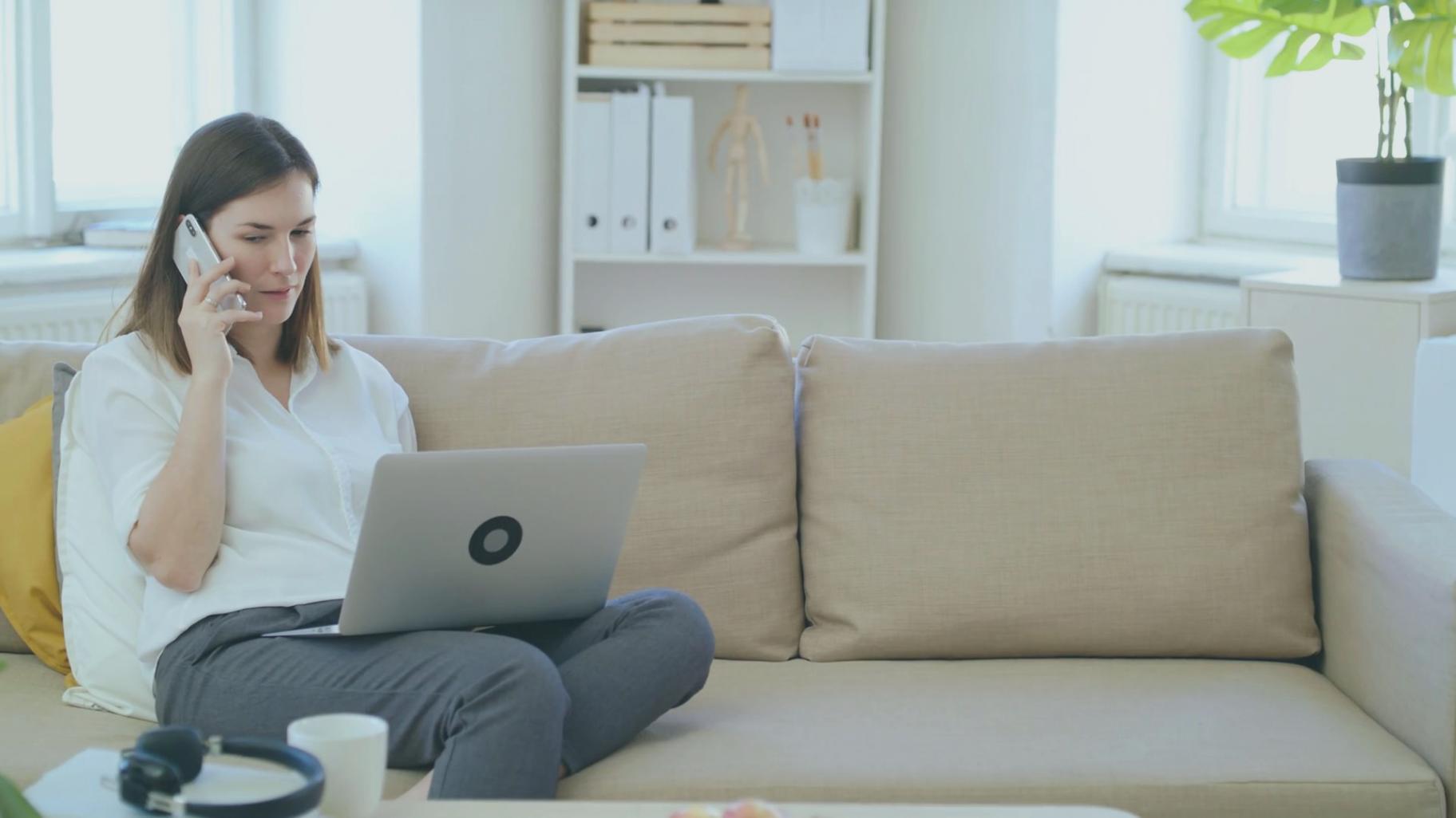 Führungskräfte beim Teamkommunikationstraining